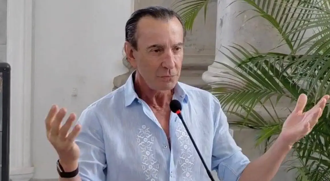 Santiago presenta experiencia inmersiva sobre el tabaco