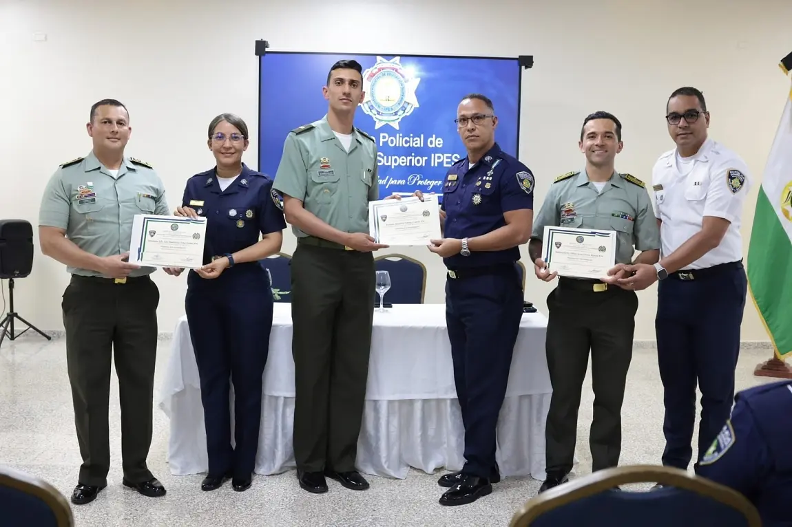IPES certifica a policías capacitados en ciberinteligencia