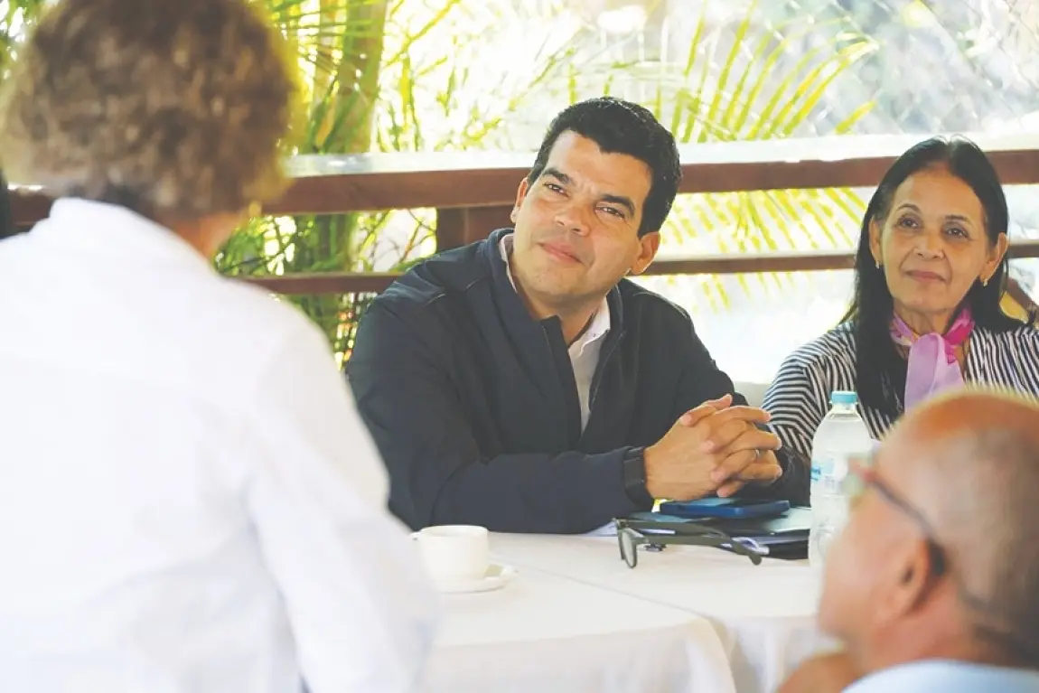 Wellington Arnaud valida servicio  eficiente de agua potable en Monción