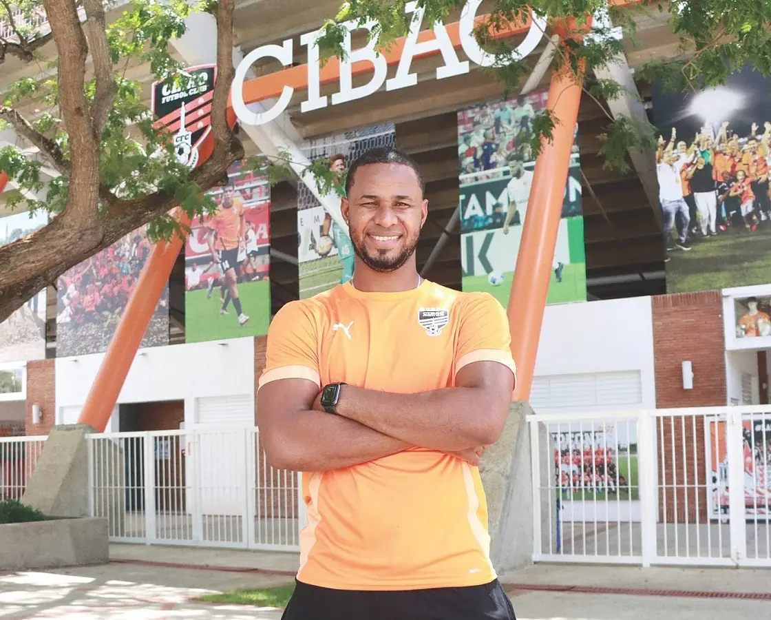 Con regreso de Oscar Florentino Cibao FC refuerza su línea de foto