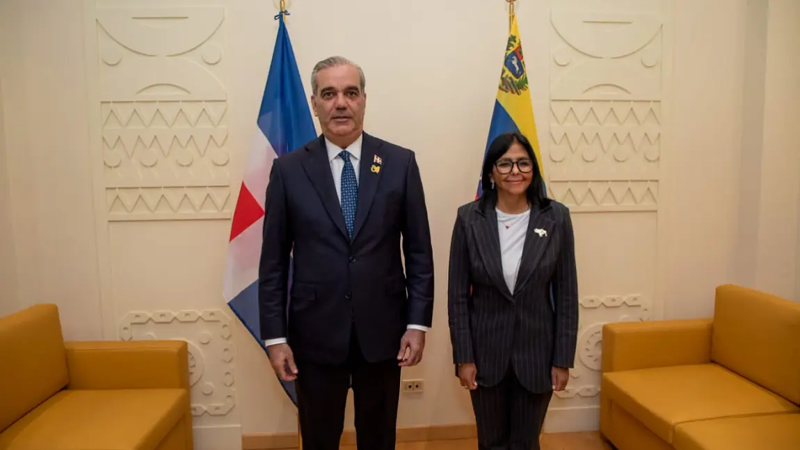 Presidentes de RD y Venezuela abordan cooperación energética y relaciones consulares