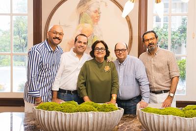 Charo presenta colección Primavera–Madres 2026