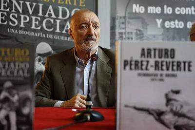 Pérez-Reverte: «El público ya no quiere que le cuenten la verdad, no quiere vísceras»