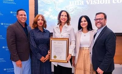 Honran liderazgo de Mercedes Carmen Capellán