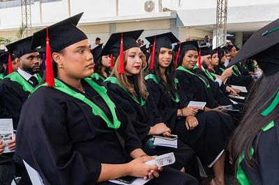 UTESA-Mao gradúa a 176 nuevos profesionales