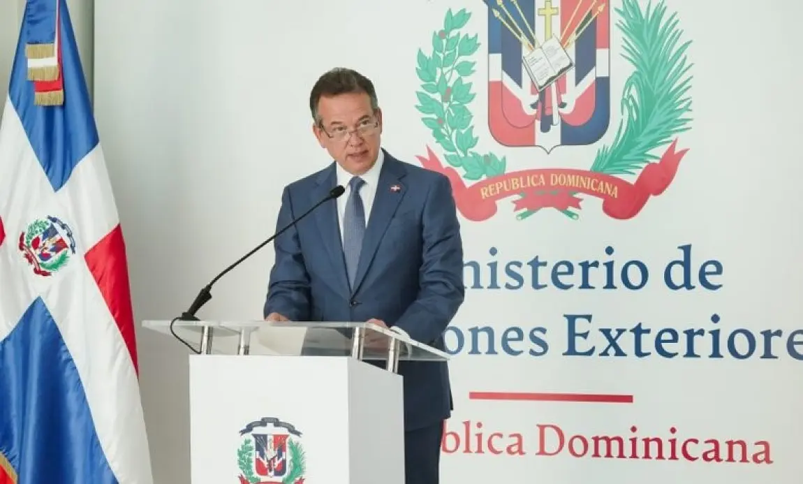 Canciller afirma que las municiones de RD halladas en Haití tienen más de 50 años de antigüedad