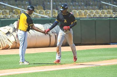 Águilas vencen 10-2 a Granjeros en partido pretemporada