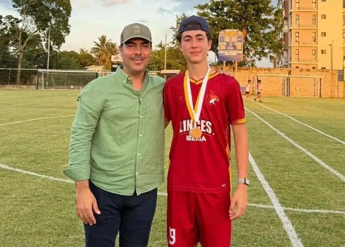 Carlos Manuel Gutiérrez, anotó 15 goles en Liga Colegial de Santiago