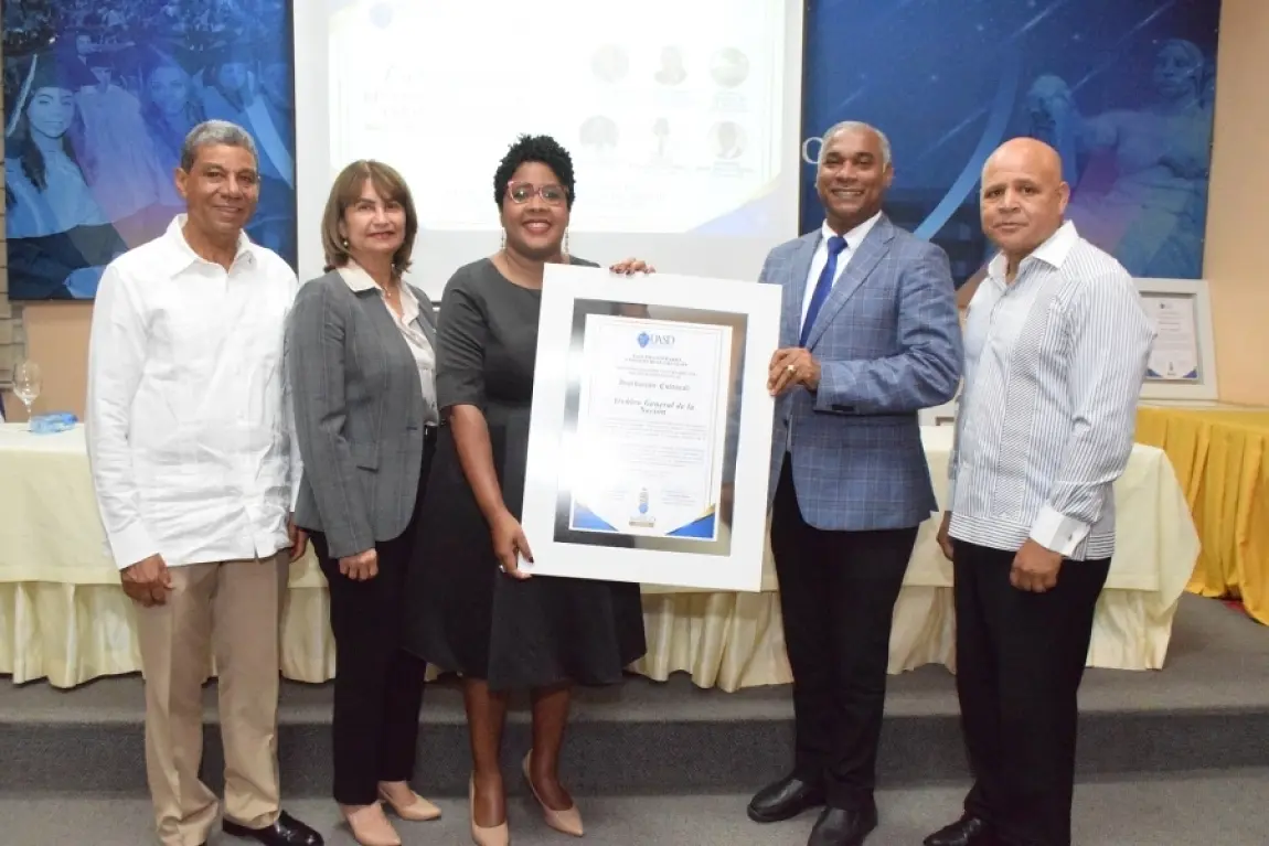 Archivo General de la Nación recibe  reconocimiento de la UASD Recinto Santiago