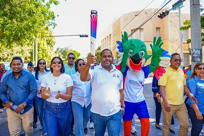 Neiba toma paso antorcha "Santo Domingo 2026"