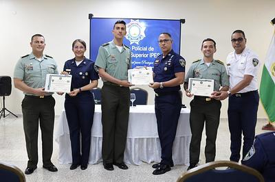 IPES certifica a policías capacitados en ciberinteligencia