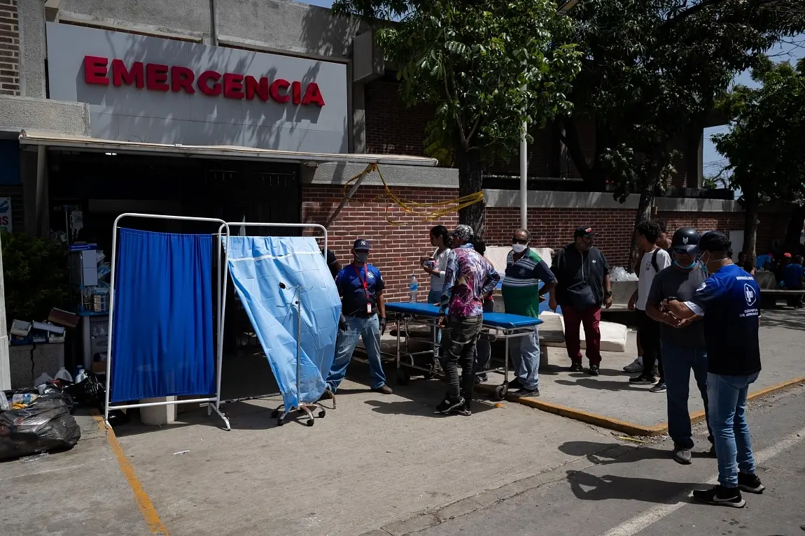 Venezuela comienza a recibir ayuda internacional mientras las muertes se acercan al millar