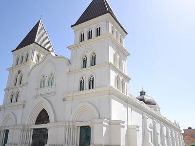 Iglesia Católica aboga por relación armónica entre Educación-ADP